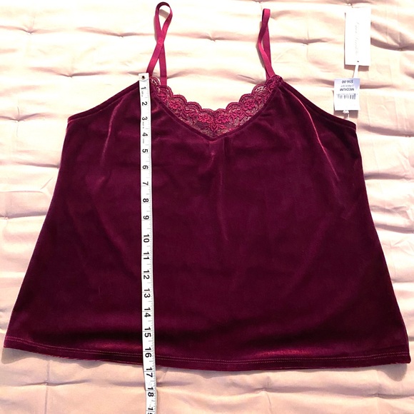 Linea Donatella Pajamas set 🌺🌺🌺 - Picture 5 of 10